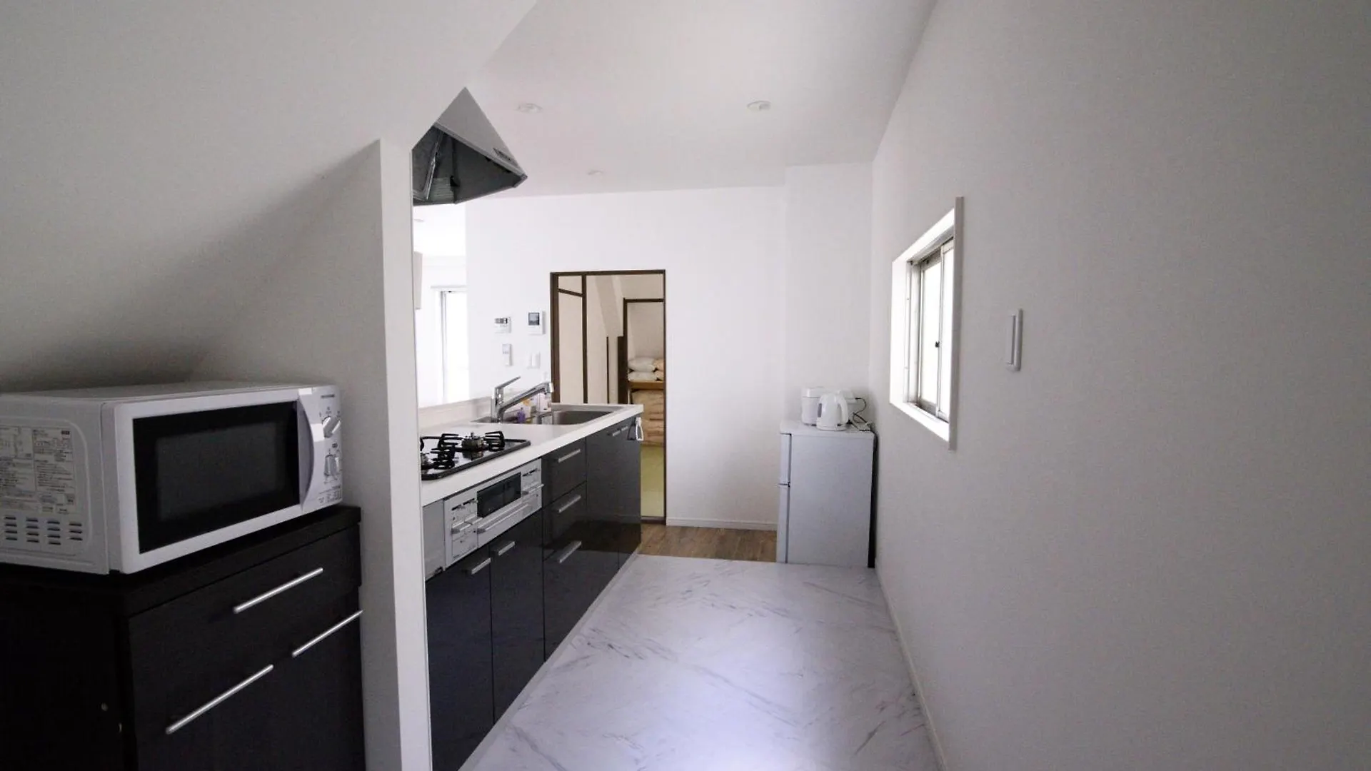 Quayside Sakuragicho 401 Apartman Jokohama