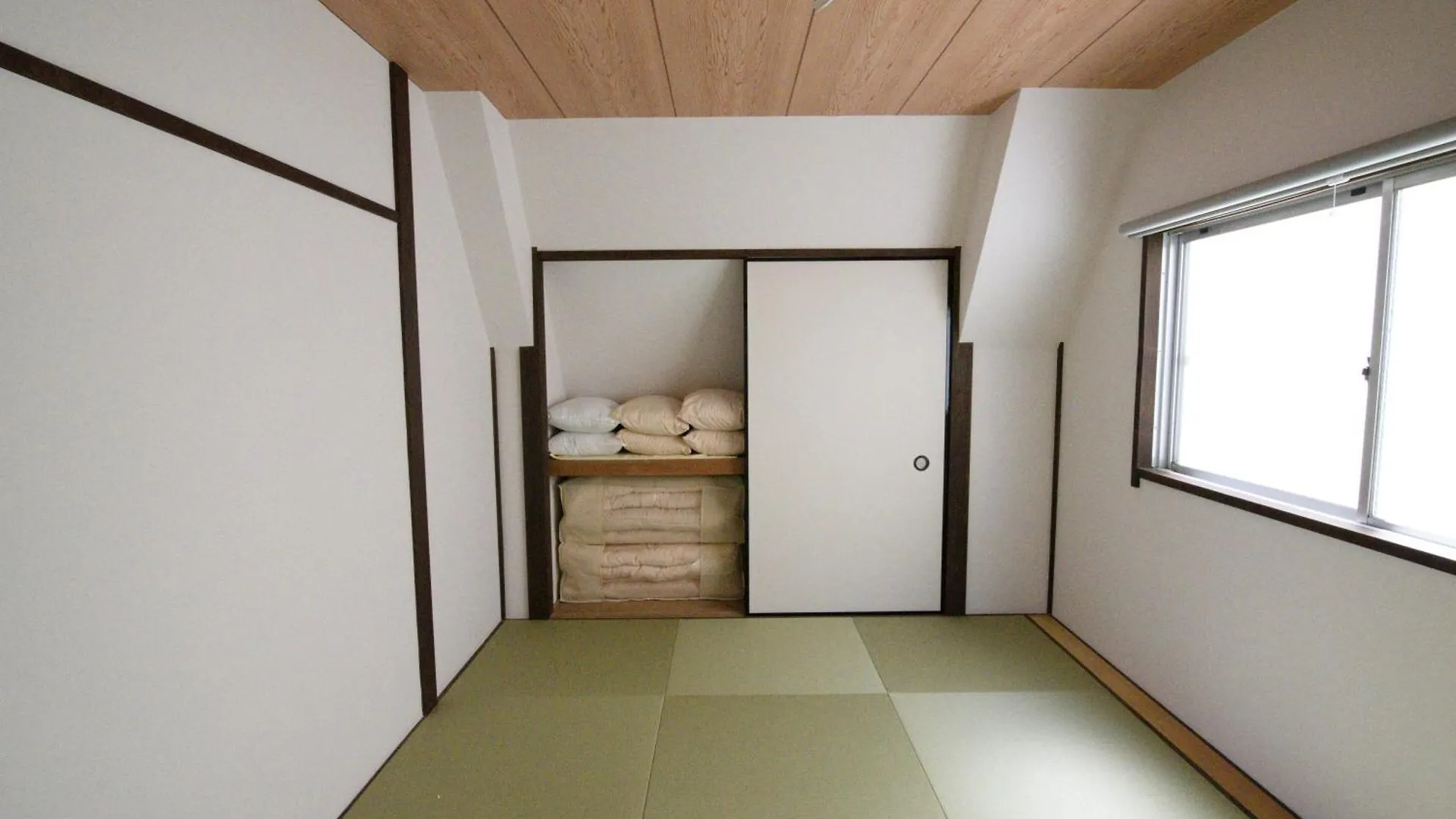 Quayside Sakuragicho 401 Apartman Jokohama